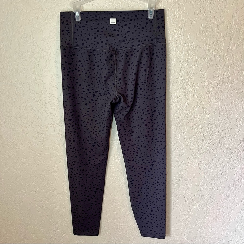 Vuori Studio Printed Leggings Size Large - Picture 5 of 8